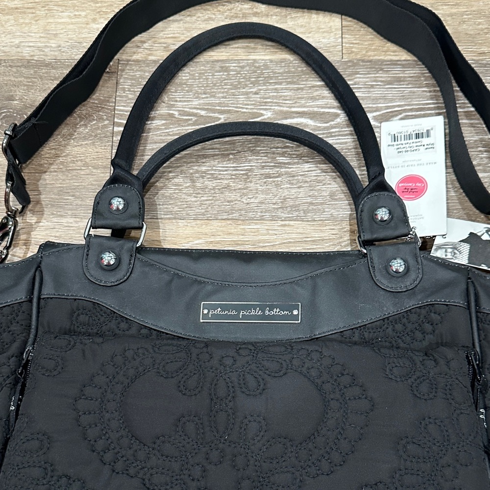 NWT! Petunia Pickle Bottom Black City Carryall Shoulder/Diaper Bag - Picture 3 of 16